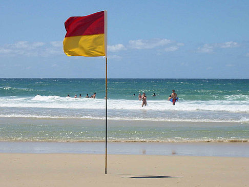 Fotos Fahne am Strand | Surfers Paradise